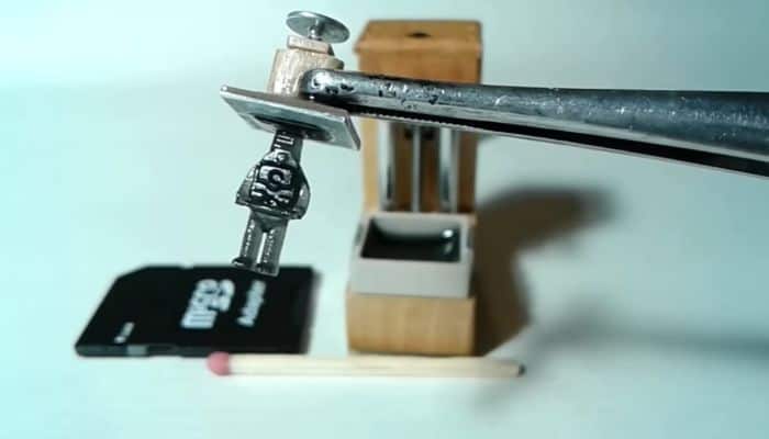 La pieza creada por la mini-impresora 3D
