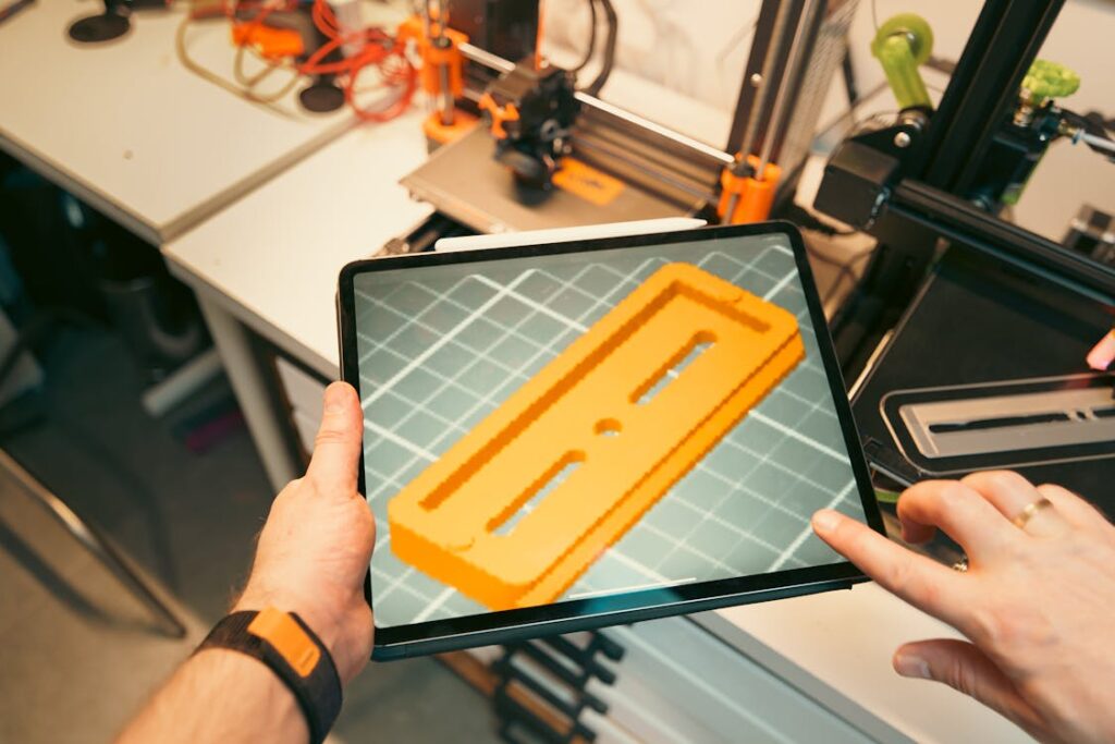 Prototipo 3D con tablet en taller — Escaneado 3D e Ingeniería Inversa TecnoBro3D